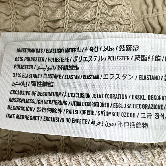 ABERCROMBIE & FITCH Polka Dot Off Shoulder Smocked Tube Top - Picture 9 of 9